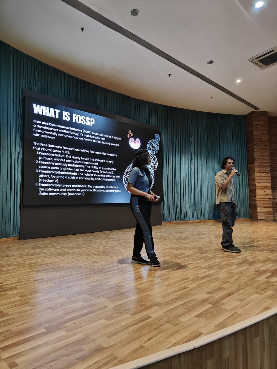 Lumexis: Interactive session on Git & Open-Source Alternatives